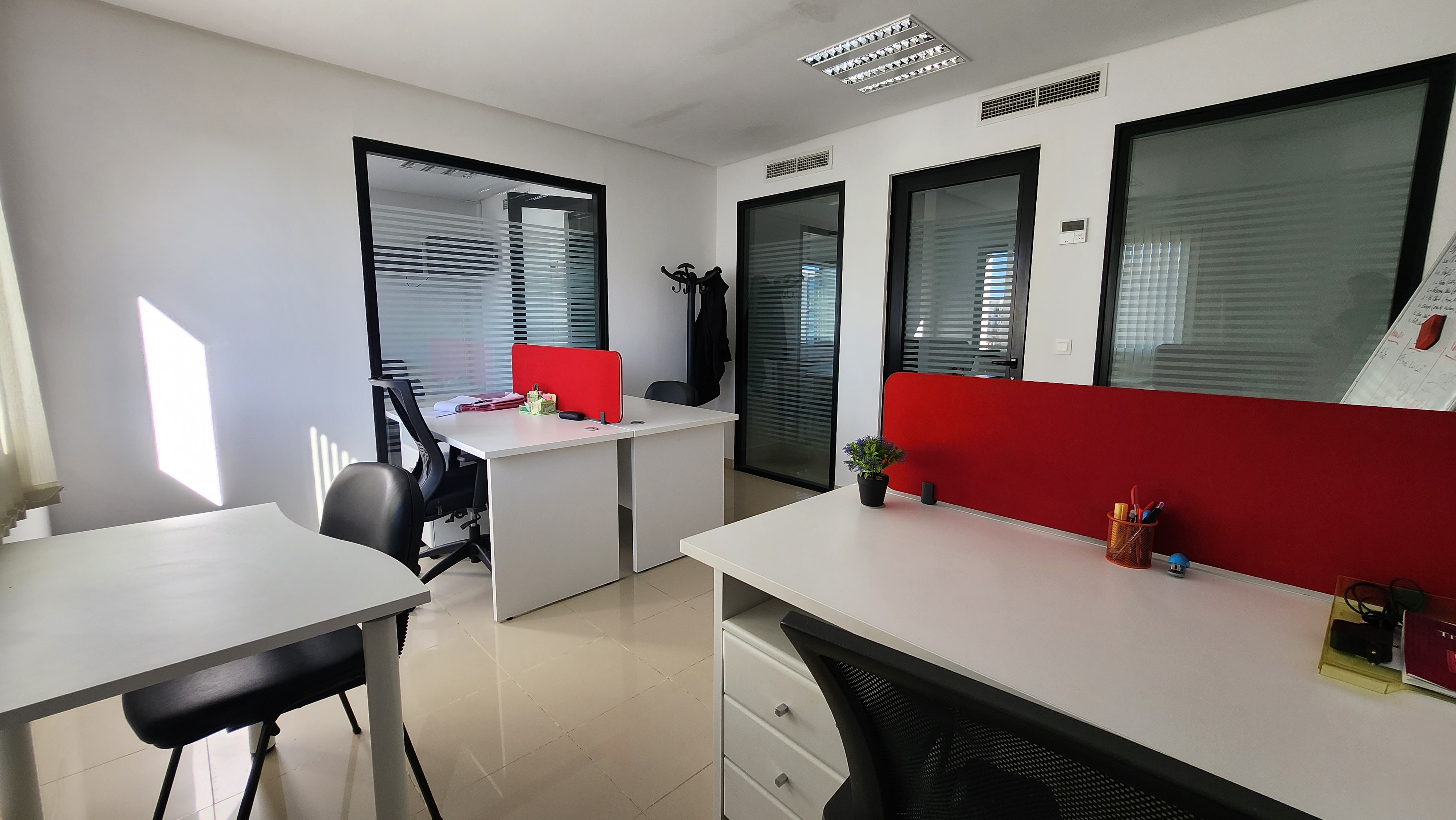 Cite El Khadra&nbsp;Kheireddine Pacha&nbsp;Bureaux & Commerces&nbsp;Bureau&nbsp;Bureau s3 haut standing