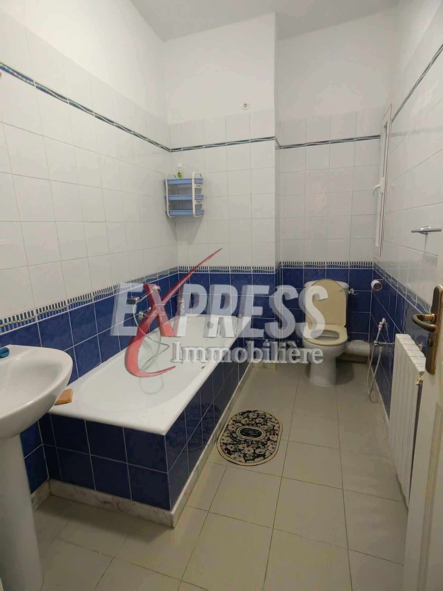 Ariana Ville Cite Ennasr 2 Location Appart. 4 pices Appartement s3  ennaser 2