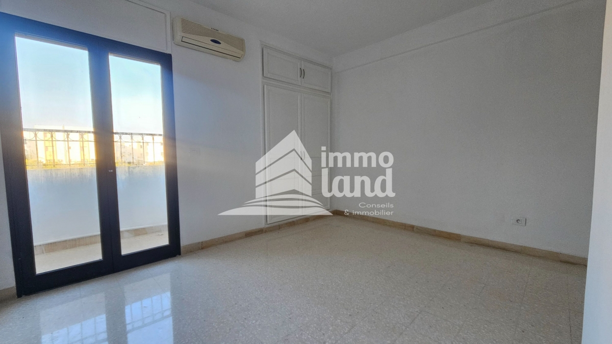 La Marsa&nbsp;El Aouina&nbsp;Vente&nbsp;Duplex&nbsp;Duplex avec entr�e ind�pendante � l'aouina