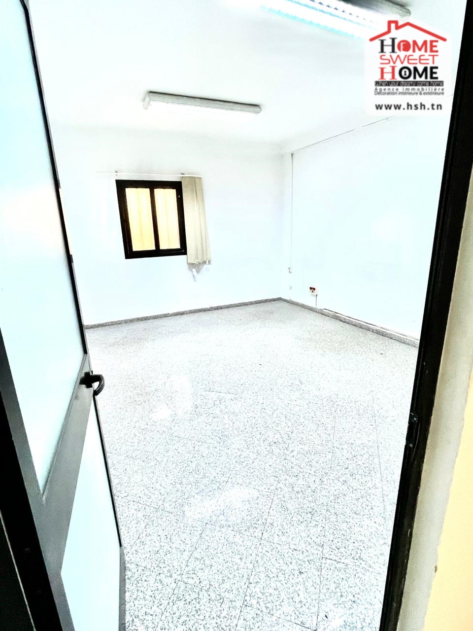 Bab Bhar&nbsp;Bab Bhar&nbsp;Location&nbsp;Appart. 5 pi�ces+&nbsp;Immeuble k�nia � beb bhar tunis