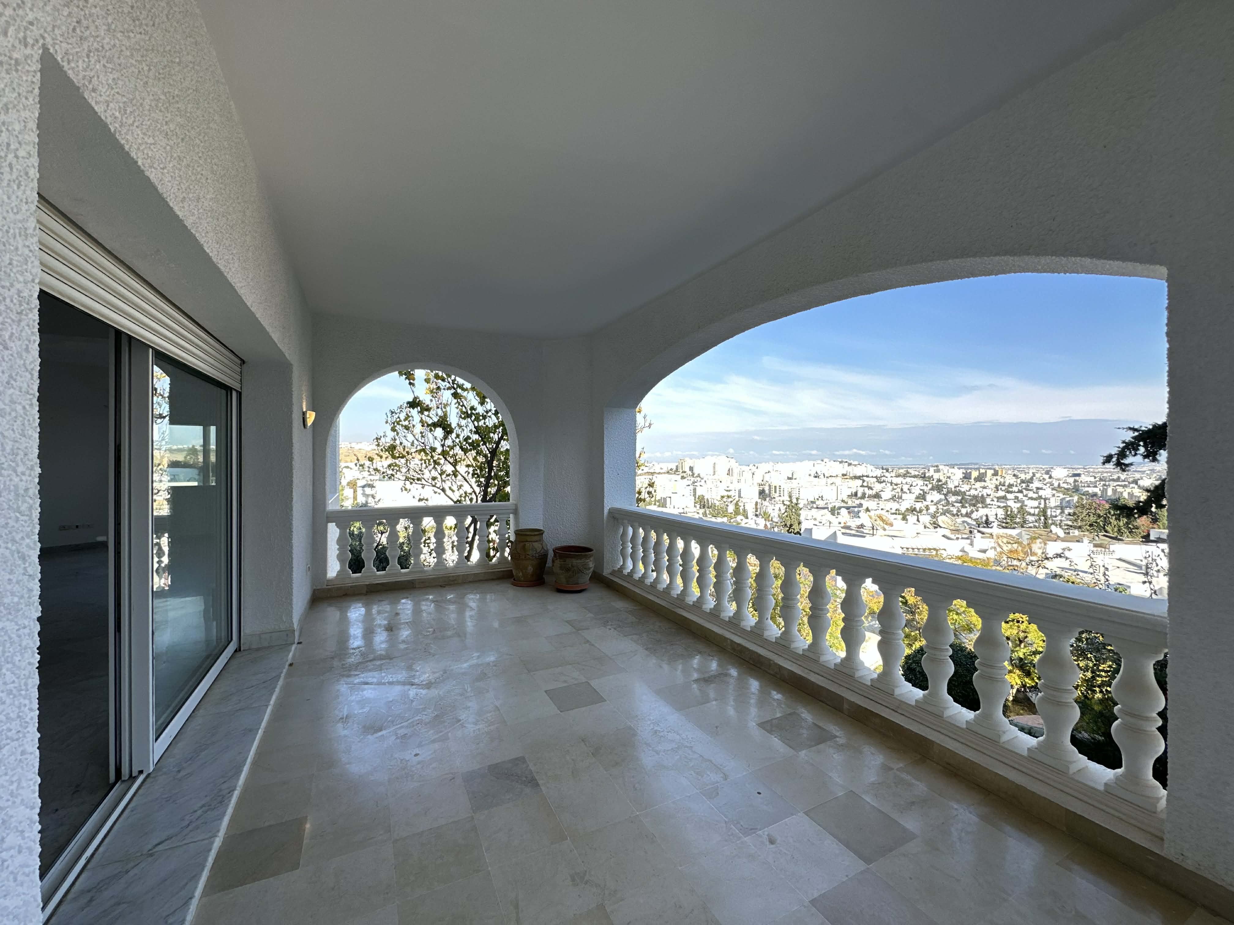 El Menzah El Menzah 9 Location Appart. 5 pices+ Appart s5 haut standing avec terrasse  menzah 9b