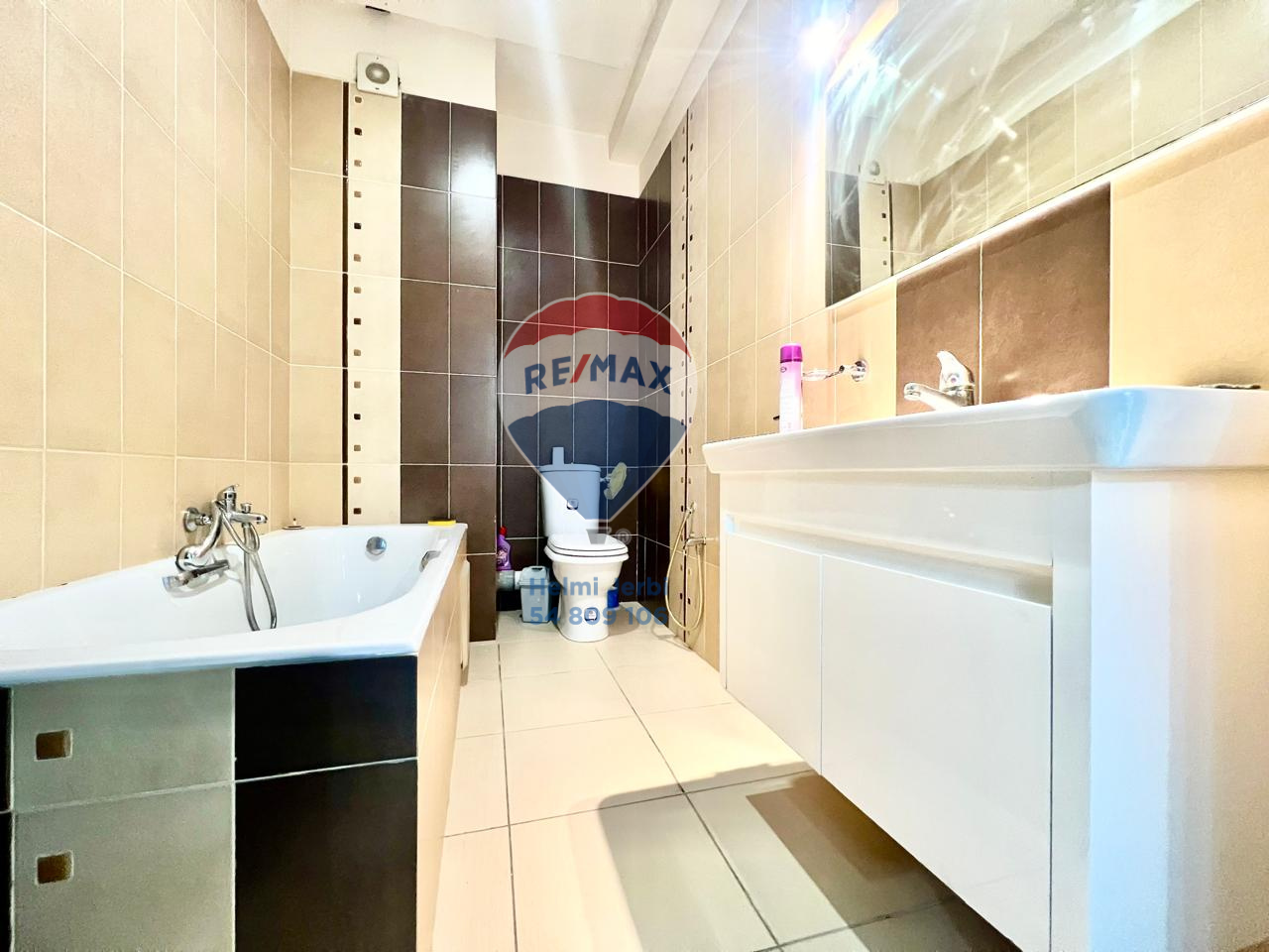 La Marsa Berge Du Lac Location Appart. 3 pices S2 meubl lac2