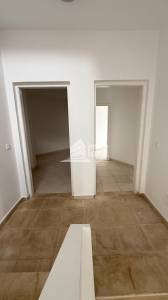 Ariana Ville El Menzah 8 Location Autre Immeuble usage bureautique de 600m2