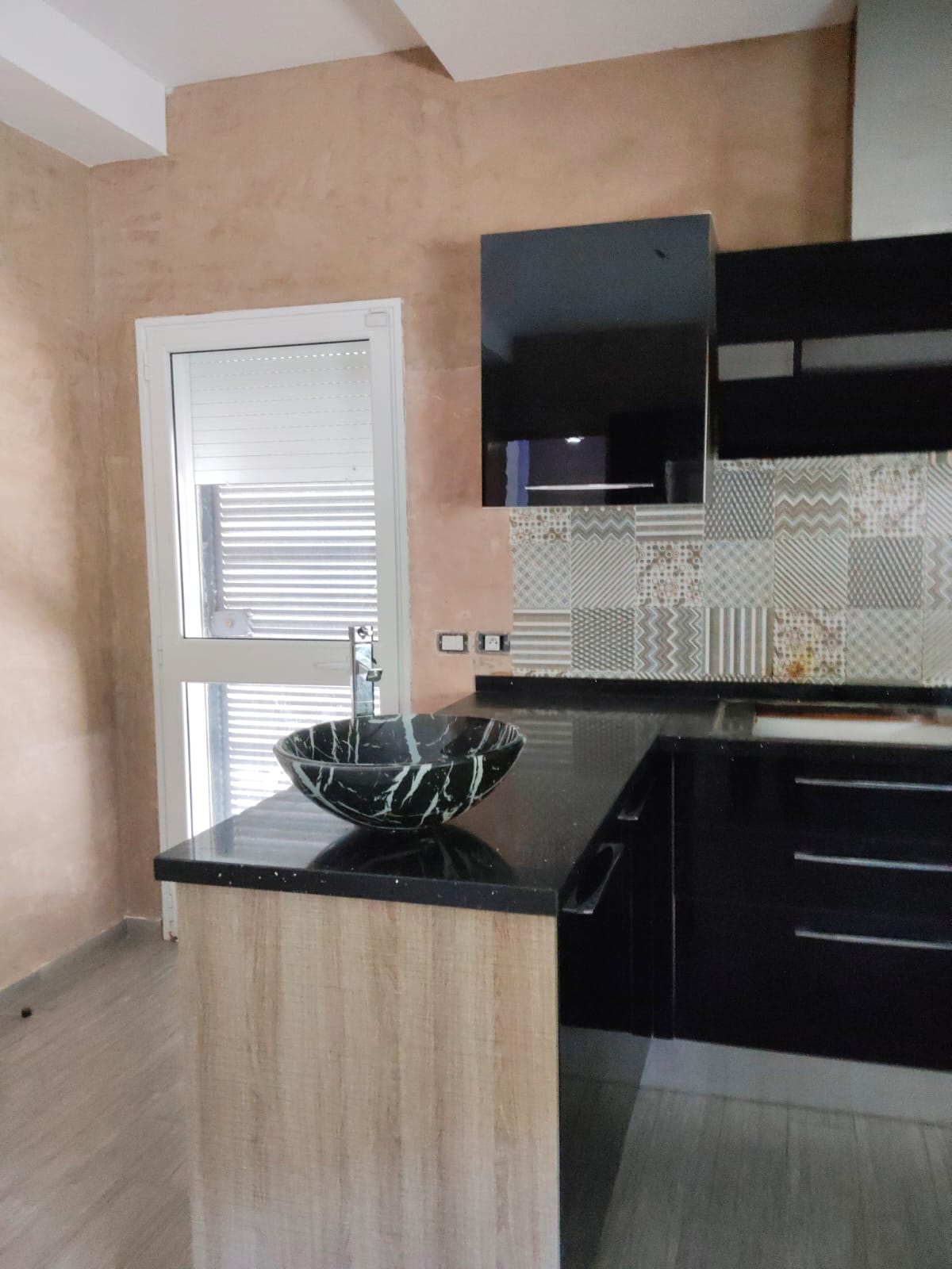 Raoued Borj Touil Location Appart. 5 pices+ Borj touil loc villa