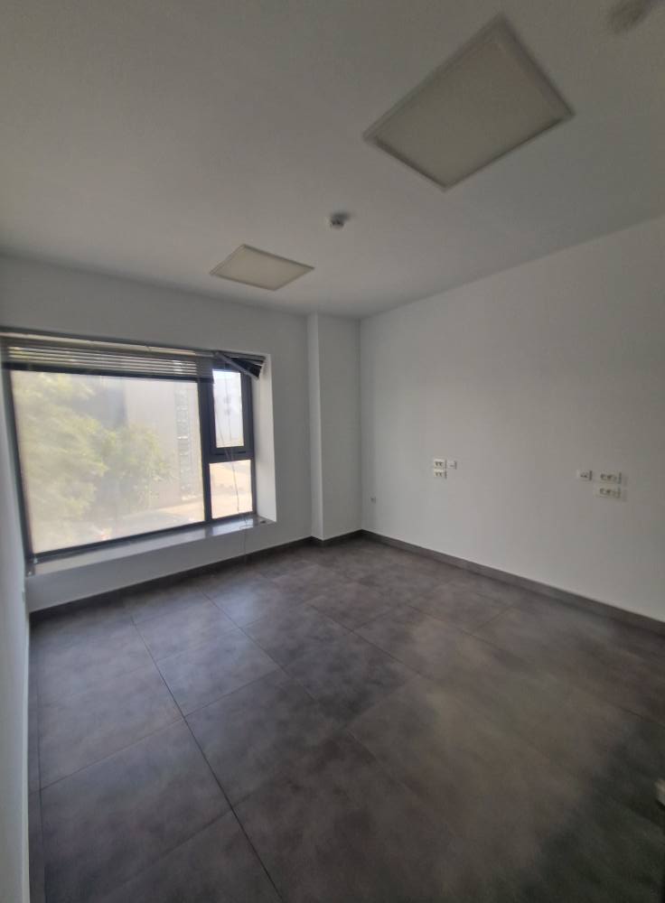 La Marsa Berge Du Lac Bureaux & Commerces Bureau Bureau h4 situ au lac 2  cot ifm