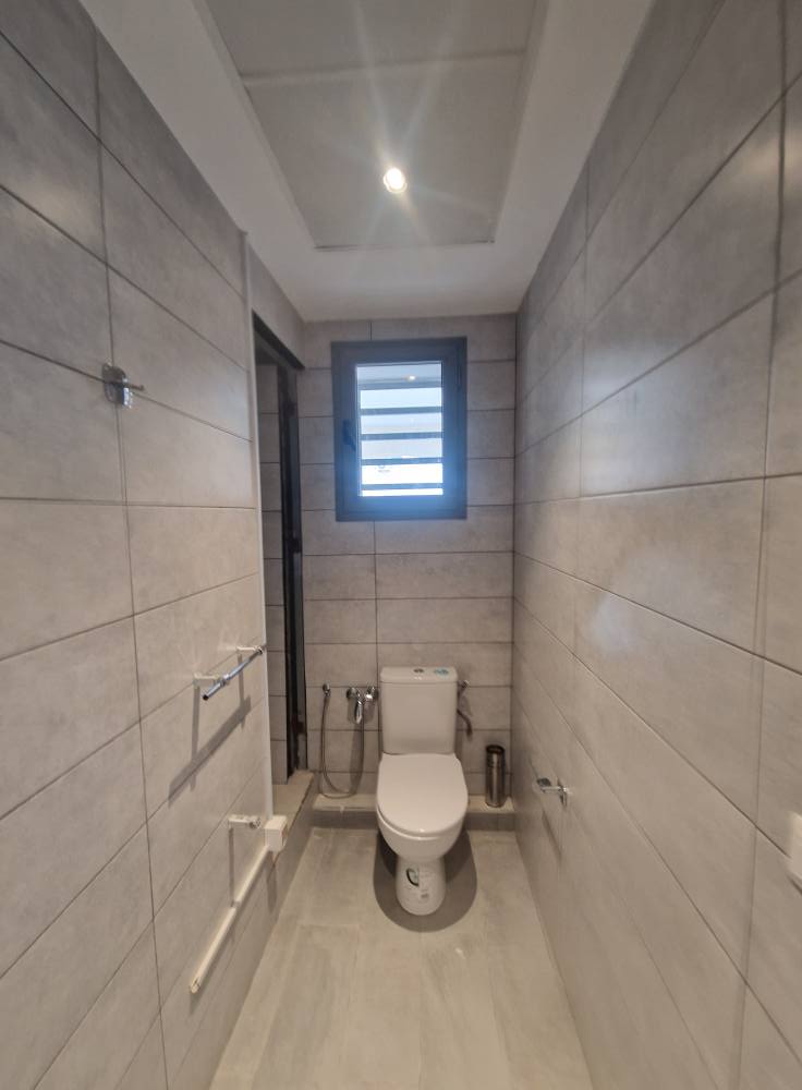 La Marsa Berge Du Lac Bureaux & Commerces Bureau Bureau h4 situ au lac 2  cot ifm