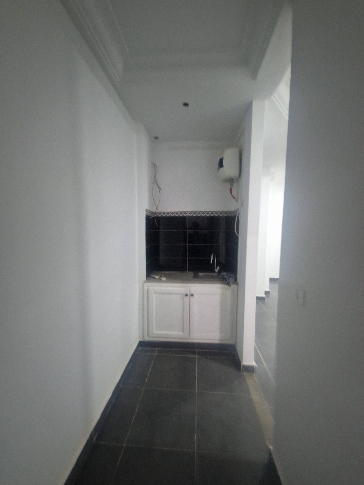 Ariana Ville&nbsp;Cite Ennasr 2&nbsp;Bureaux & Commerces&nbsp;Bureau&nbsp;Bureau h3 situ� � ennasr 2