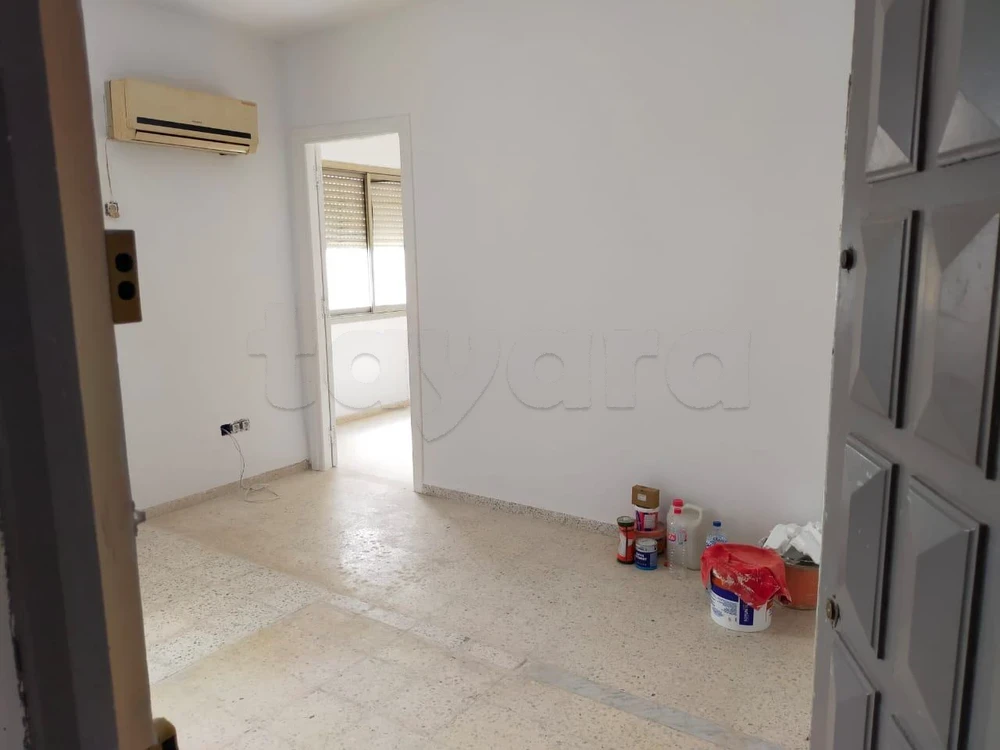 El Menzah&nbsp;El Manar 1&nbsp;Location&nbsp;Appart. 2 pi�ces&nbsp;Un spacieux appartement s1 vide � manar1