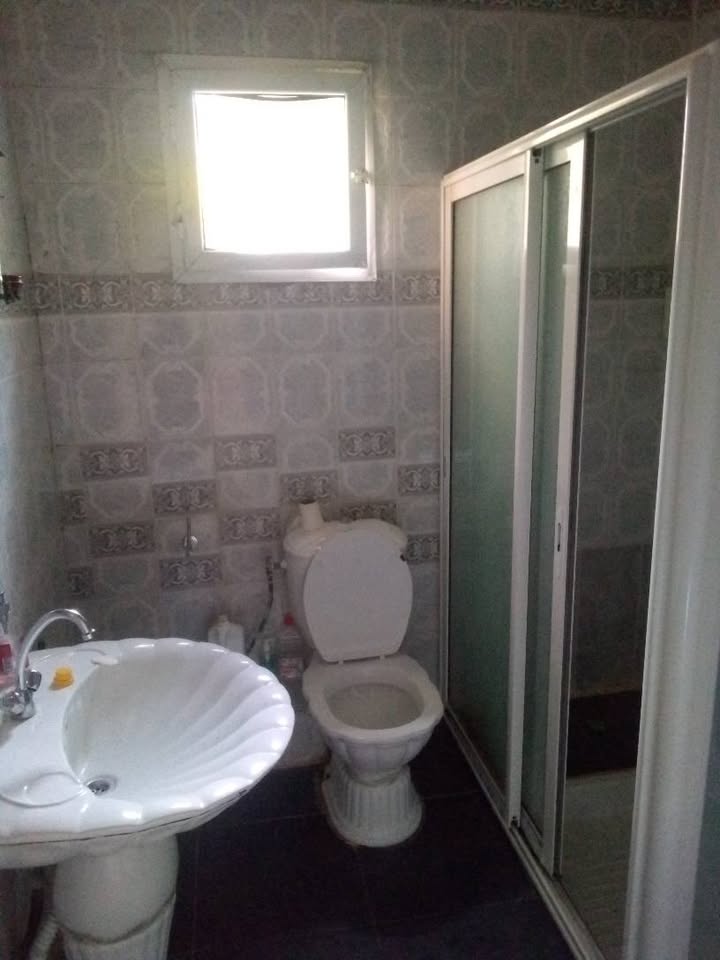 Mnihla&nbsp;Jardins d'el Menzah&nbsp;Location&nbsp;Appart. 3 pi�ces&nbsp;Un mignon �tage de villa s2 � jardin d'elmenzah2