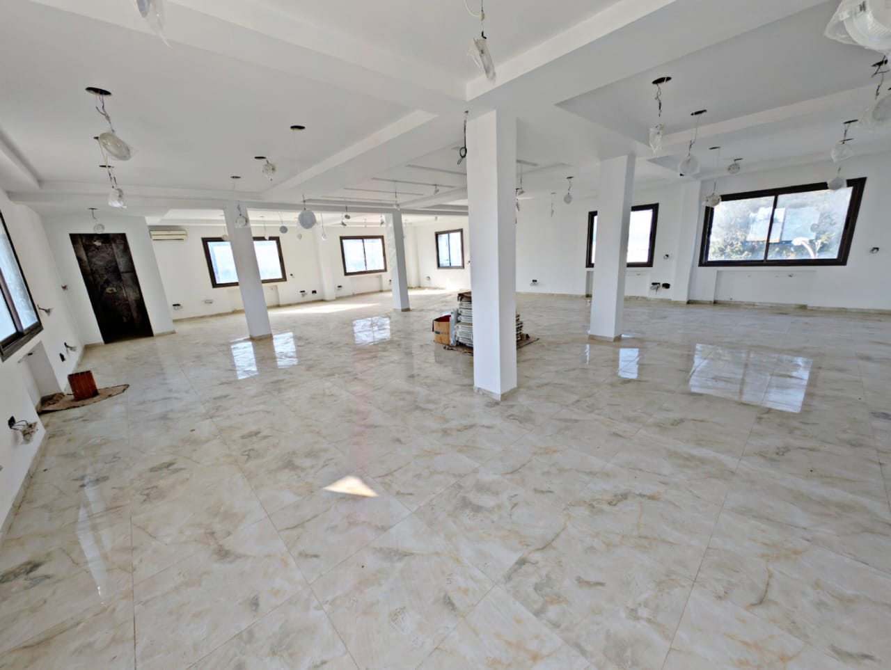 Bureaux & Commerces&nbsp;Bureau