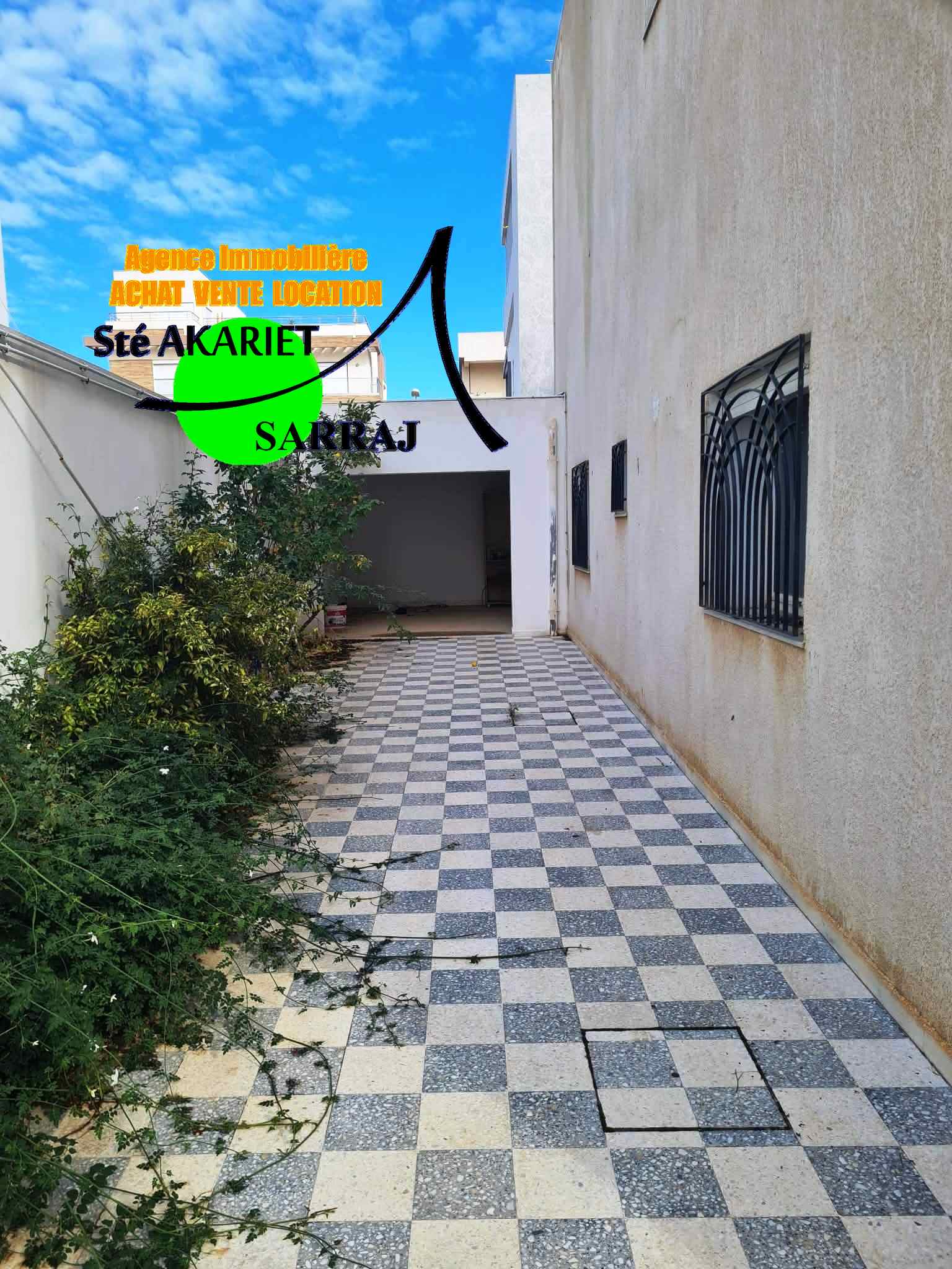 Sousse Jaouhara&nbsp;Sahloul&nbsp;Vente&nbsp;Maisons&nbsp;Lumineux triplex s4 zone des villas sahloul 4