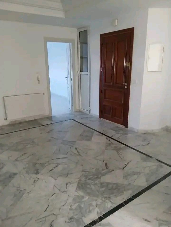 Mnihla&nbsp;Jardins d'el Menzah&nbsp;Location&nbsp;Appart. 3 pi�ces&nbsp;Appartement s plus 2 jardin d'el menzah 2