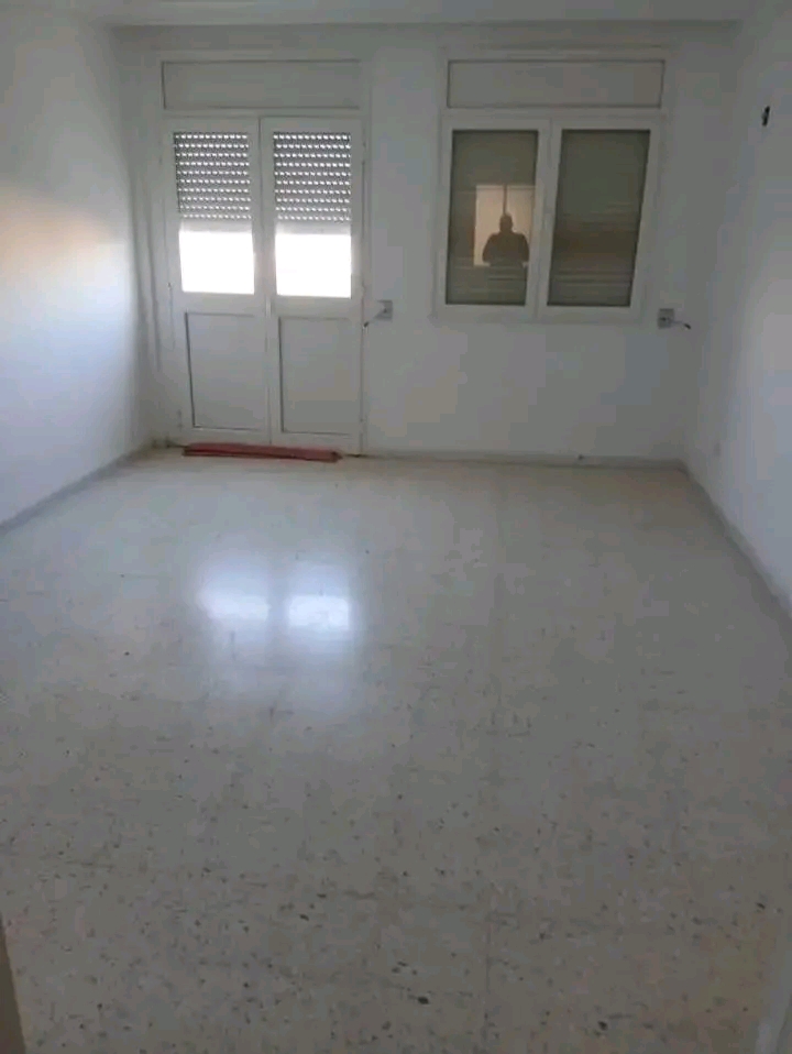 Mnihla&nbsp;Jardins d'el Menzah&nbsp;Location&nbsp;Appart. 3 pi�ces&nbsp;Appartement s plus 2 jardin d'el menzah 2