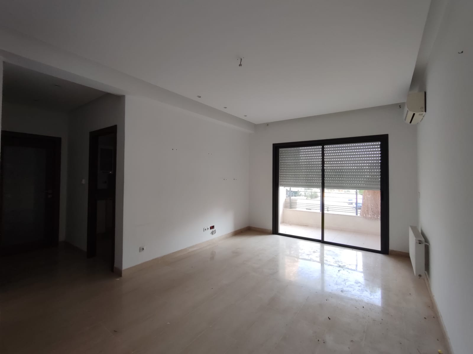 Ariana Ville&nbsp;Cite Ennasr 2&nbsp;Location&nbsp;Appart. 3 pi�ces&nbsp;Un appart s 2 ht standing cit� nasr 2