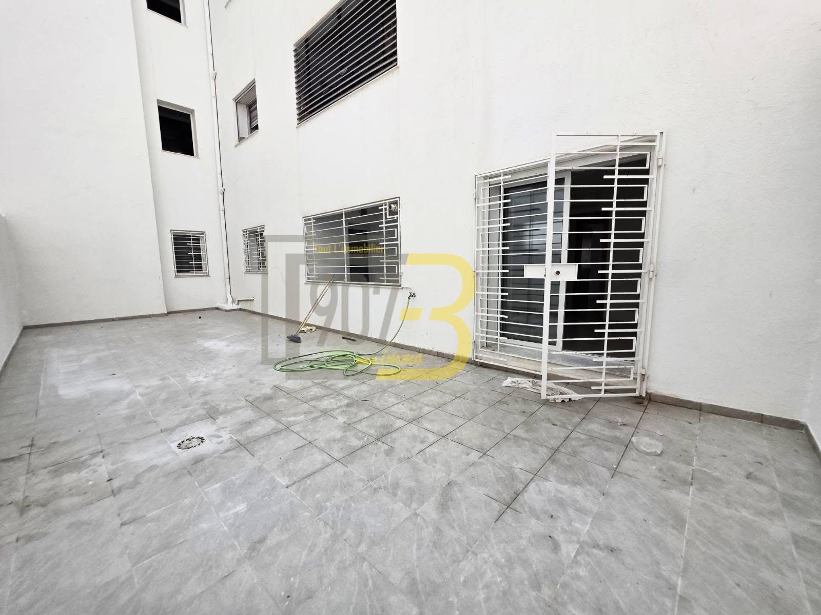 Ariana Ville Cite Ennasr 2 Location Appart. 2 pices Un appartement s2 haut standing cit ennasr