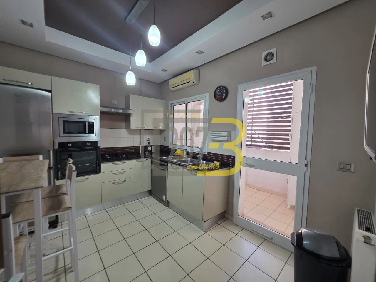 Mnihla&nbsp;Jardins d'el Menzah&nbsp;Location&nbsp;Appart. 2 pi�ces&nbsp;Un appartement s2 meubl� � jardin el menzah 2