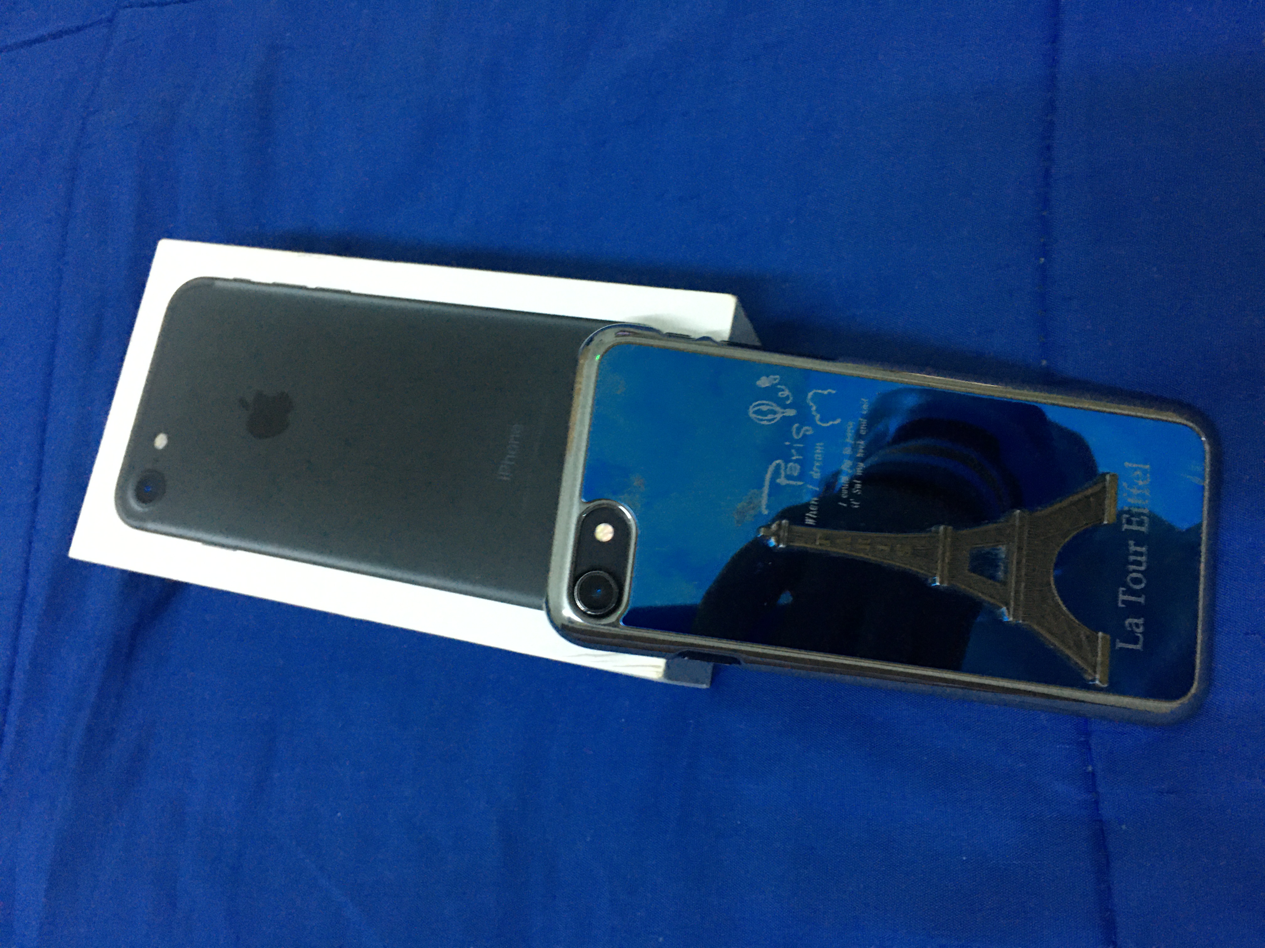 Apple - iPhone iPhone 7 