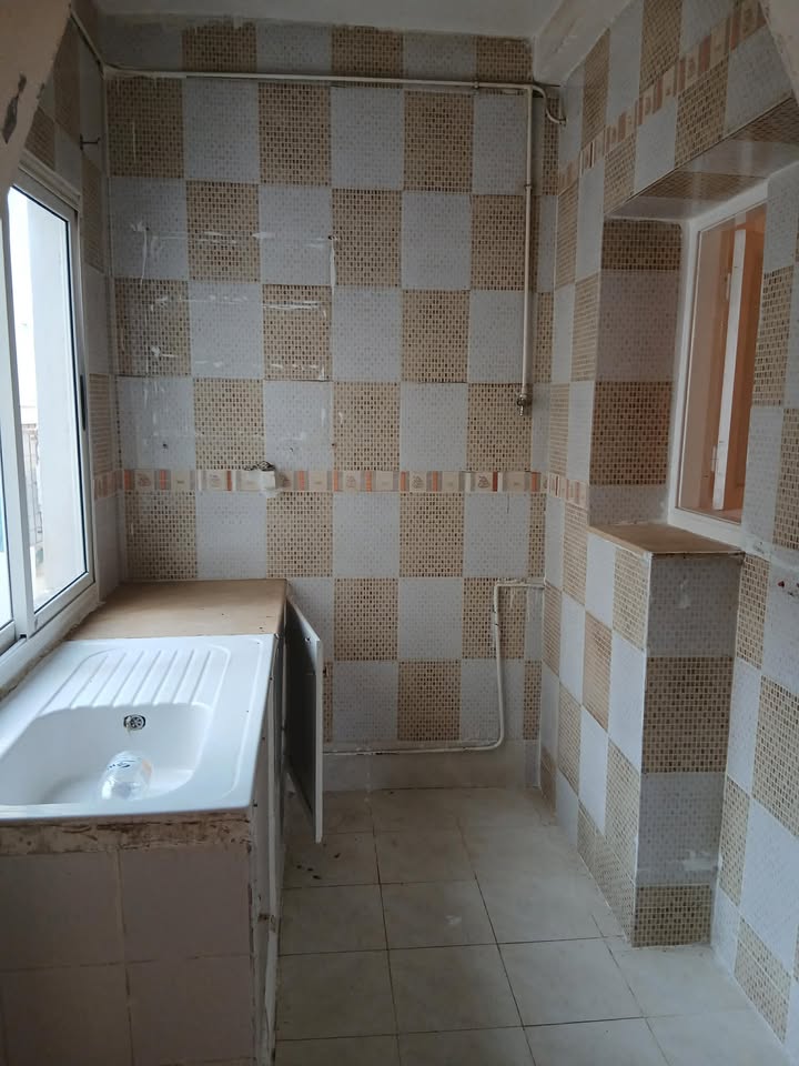 El Mourouj&nbsp;El Mourouj&nbsp;Location&nbsp;Appart. 3 pi�ces&nbsp;2 �me �tage abed el hmid el mourouj 5