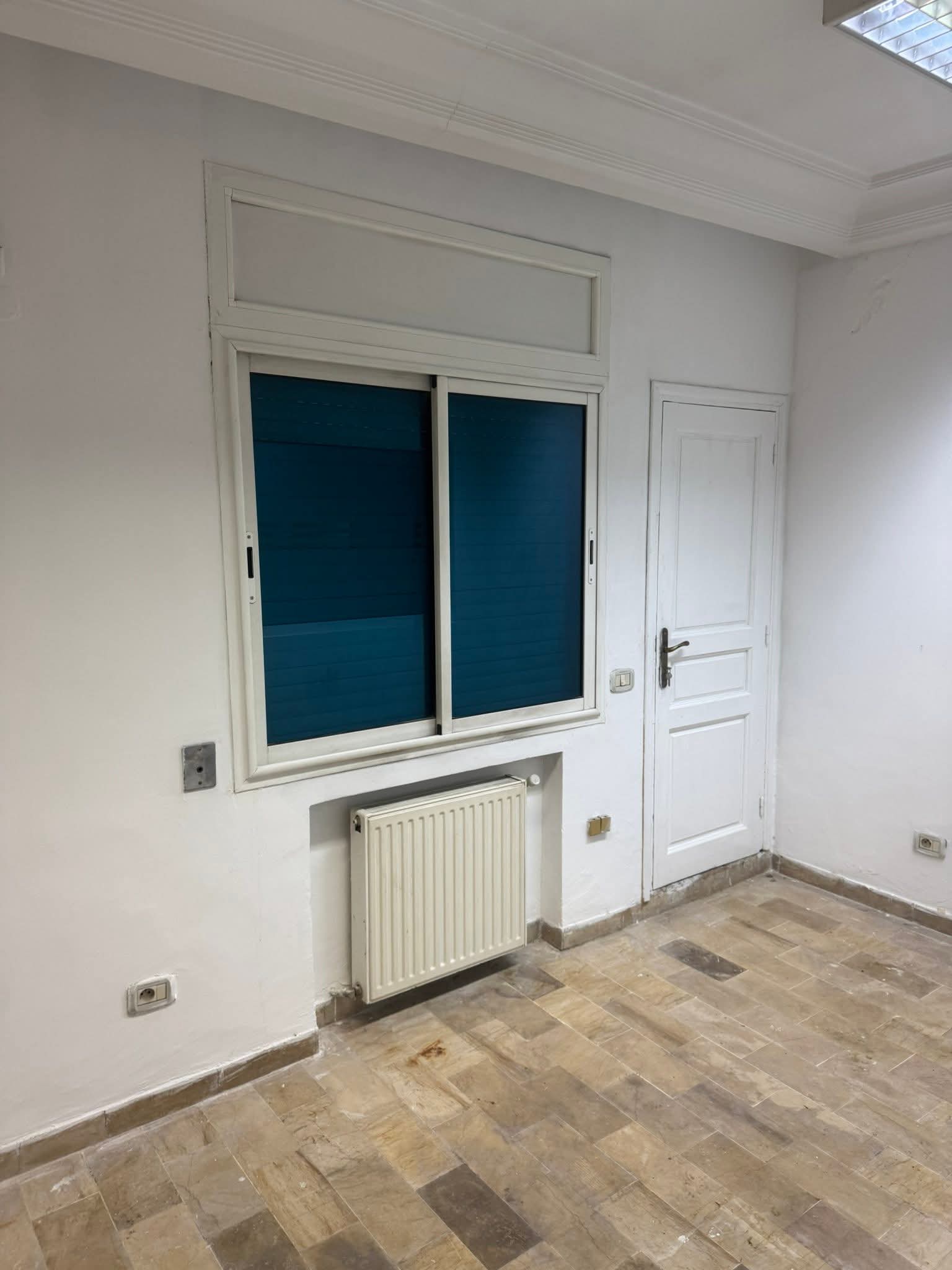 Ariana Ville Cite Ennasr 2 Location Appart. 4 pices Bureau ennasr chera3 hedi nauina