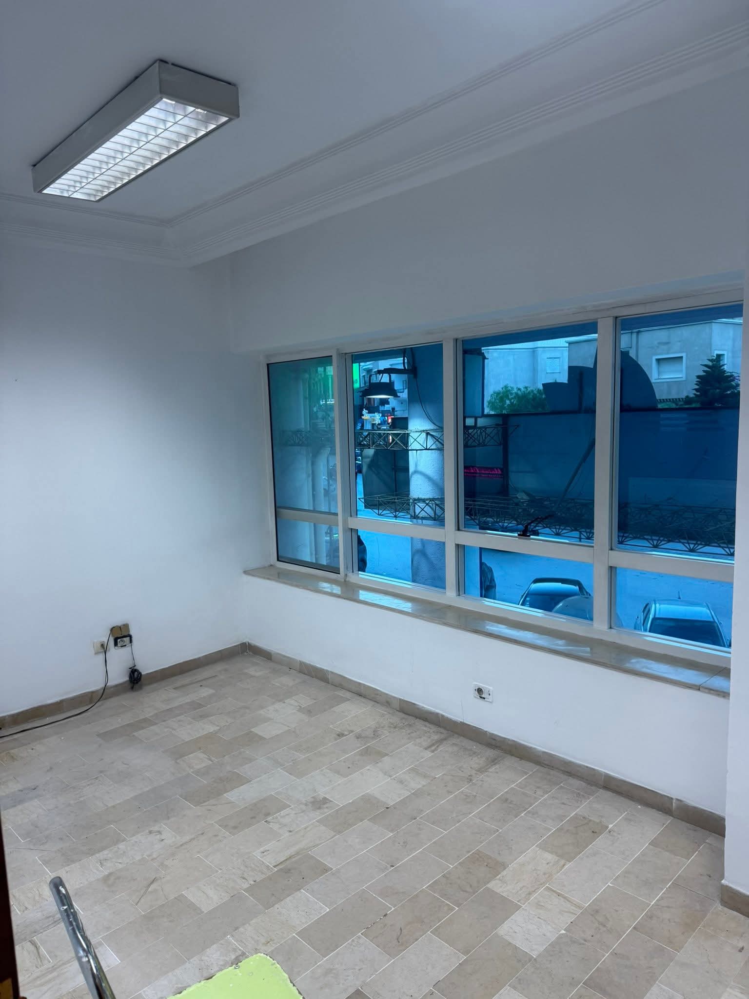 Ariana Ville Cite Ennasr 2 Location Appart. 4 pices Bureau ennasr chera3 hedi nauina