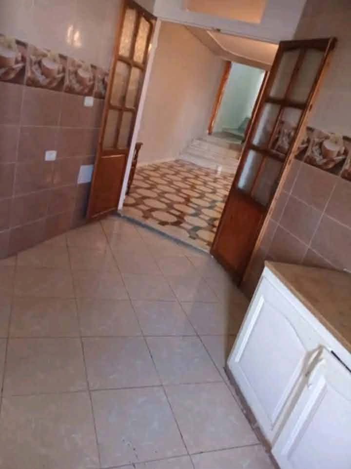 El Omrane Superieur&nbsp;Cite Ibn Khaldoun I&nbsp;Vente&nbsp;Appart. 4 pi�ces&nbsp;Maison � ibn khaldoun