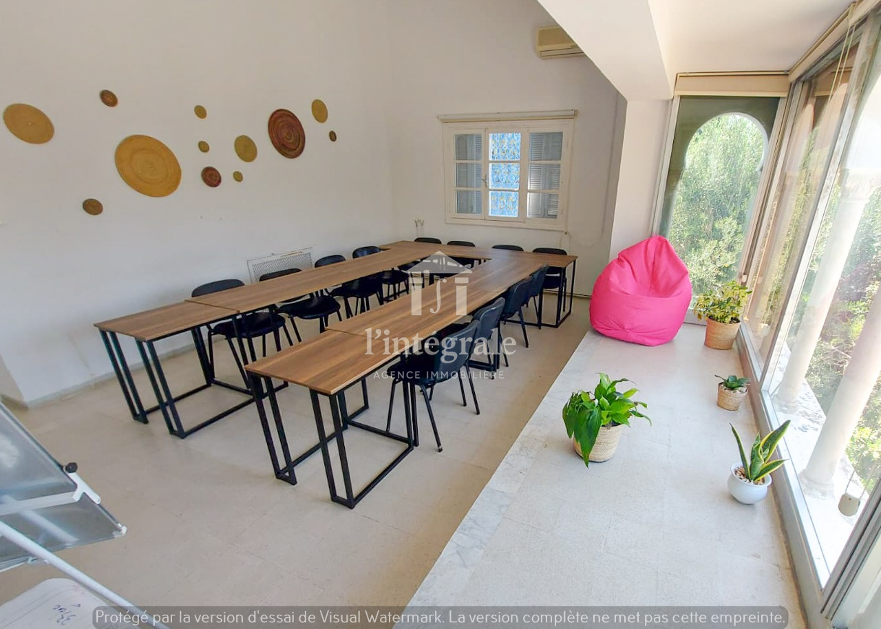 Bureaux & Commerces&nbsp;Bureau