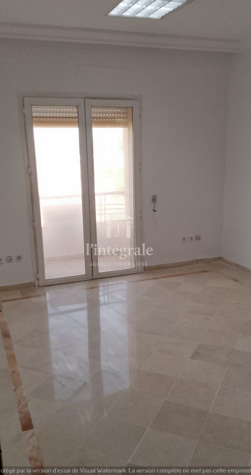 Cite El Khadra Zone urbaine nord Location Appart. 4 pices Bureau de 4 pices