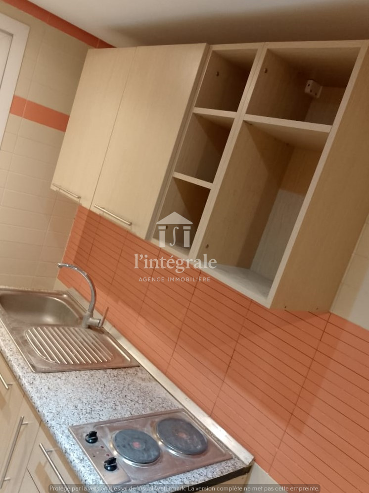 Cite El Khadra Zone urbaine nord Location Appart. 4 pices Bureau de 4 pices