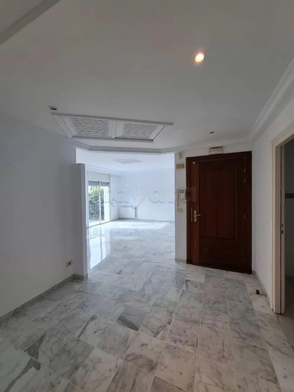 El Menzah El Manar 2 Location Appart. 4 pices S3 1600 d manar 2