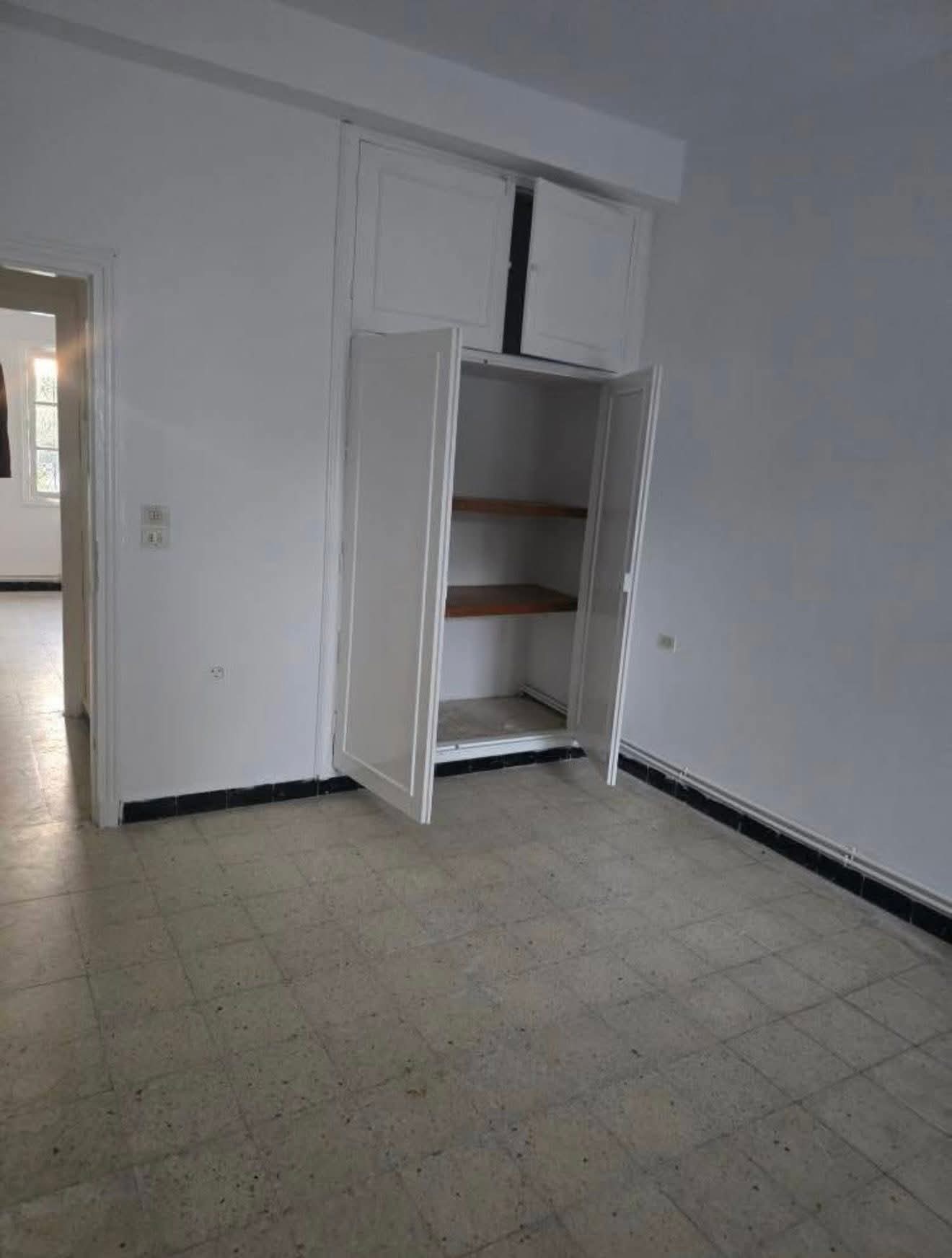 Ariana Ville&nbsp;El Menzah 6&nbsp;Location&nbsp;Maisons&nbsp;Rdc villa s4 1700 d menzah 6