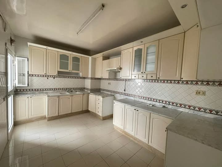 Ariana Ville&nbsp;Cite Ennasr 2&nbsp;Location&nbsp;Appart. 4 pi�ces&nbsp;S3 1450 d ennasr 2