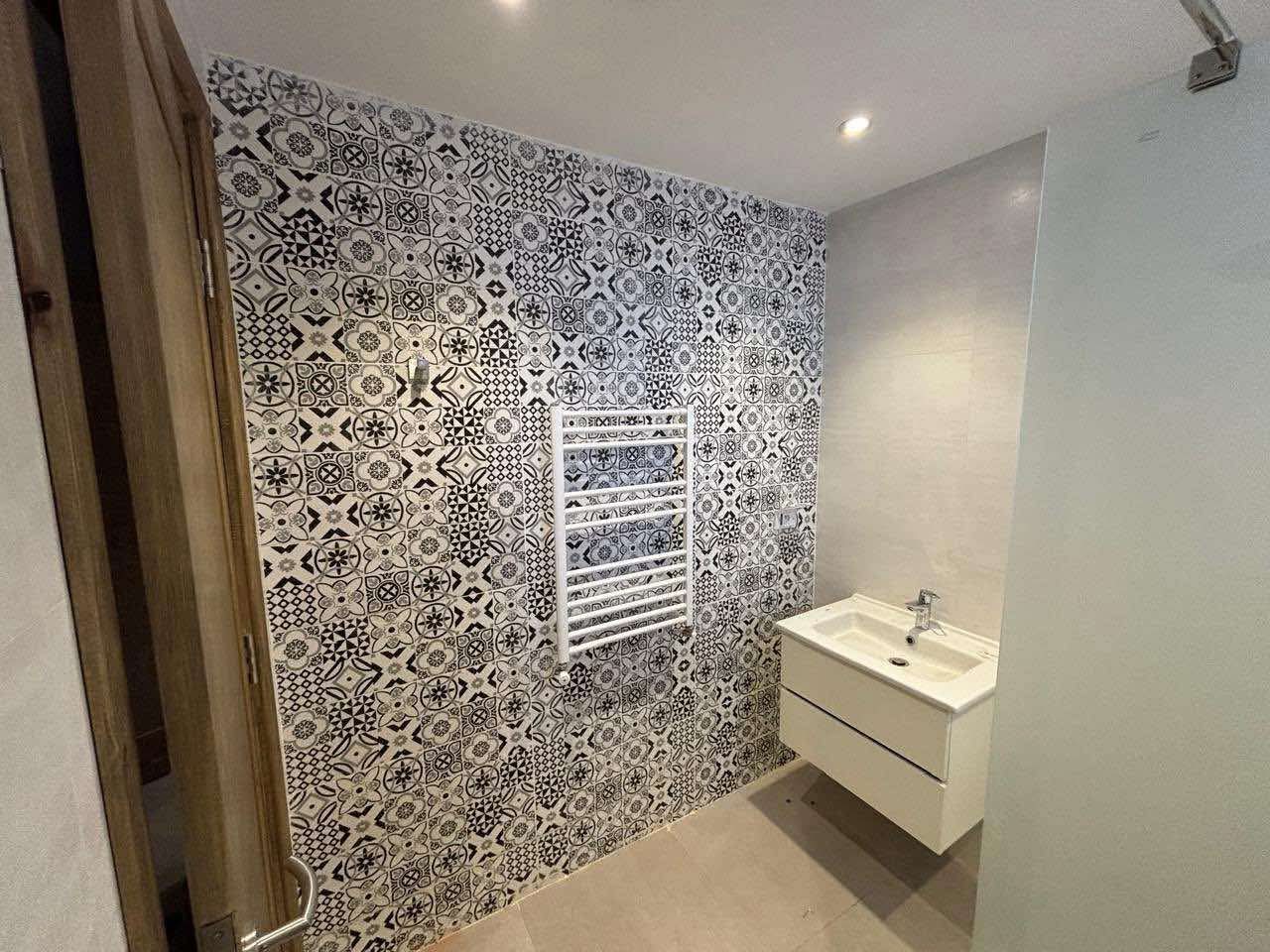 Ariana Ville&nbsp;Borj El Baccouche&nbsp;Location&nbsp;Appart. 4 pi�ces&nbsp;S3 1700d borj baccouche