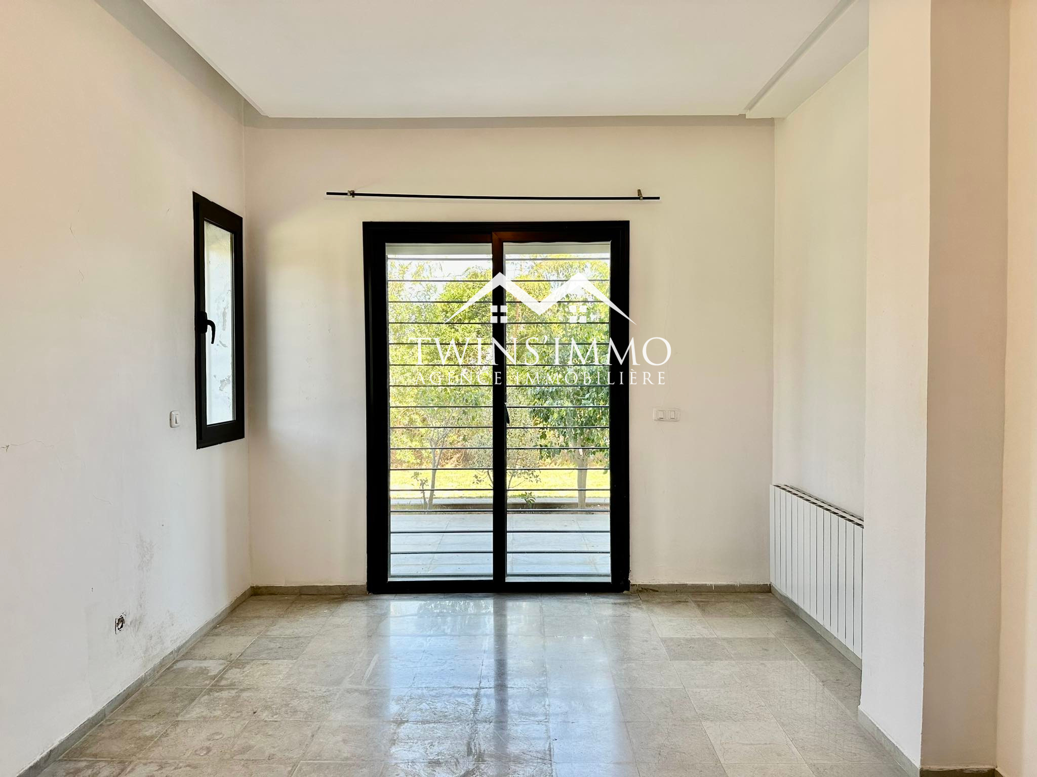 La Marsa Cite Du Stade Location Appart. 4 pices Appartement s4 avec jardin  la marsa