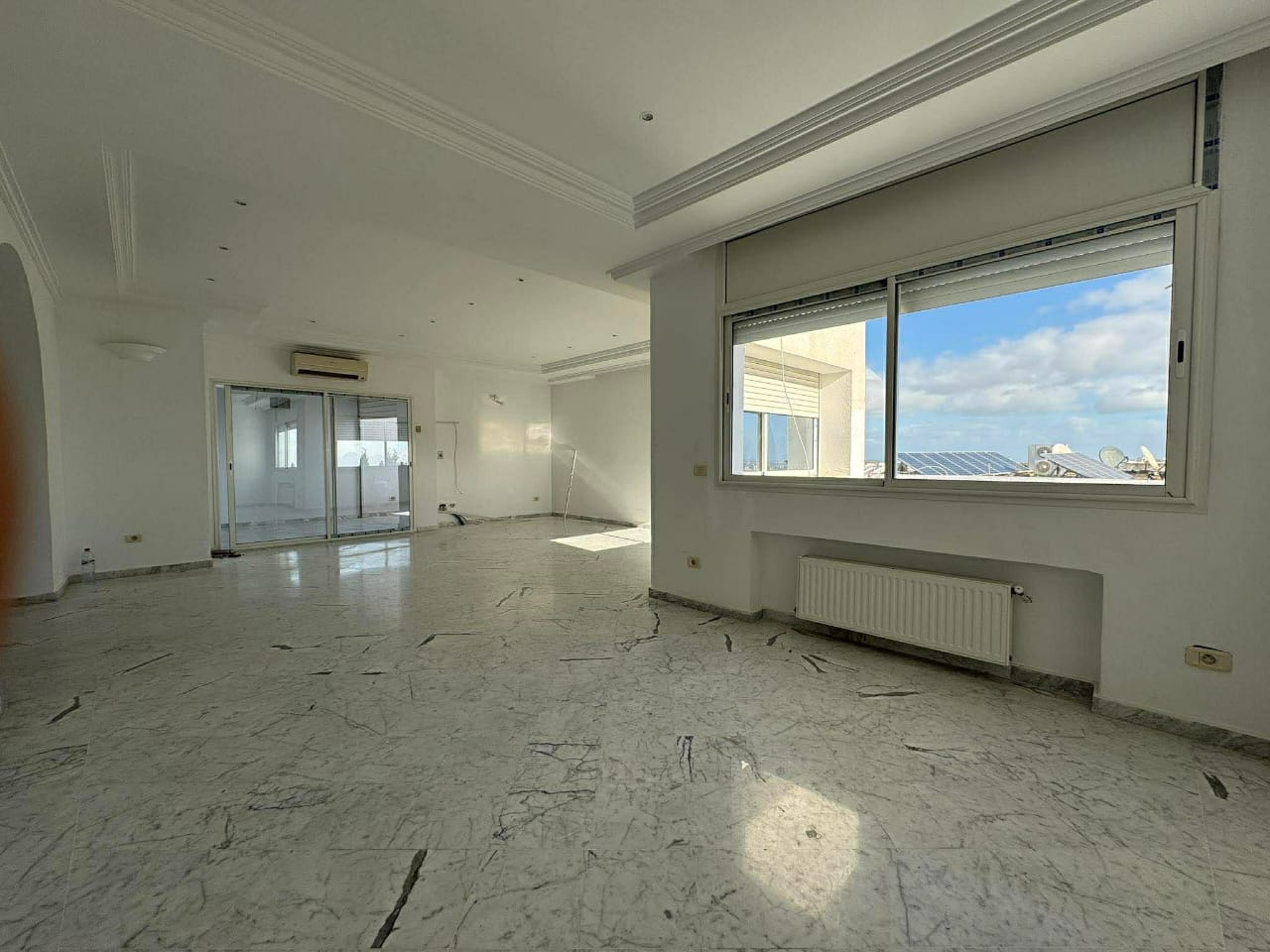 El Menzah El Menzah 9 Location Maisons Villa sur 3 niveaux  menzah 9c