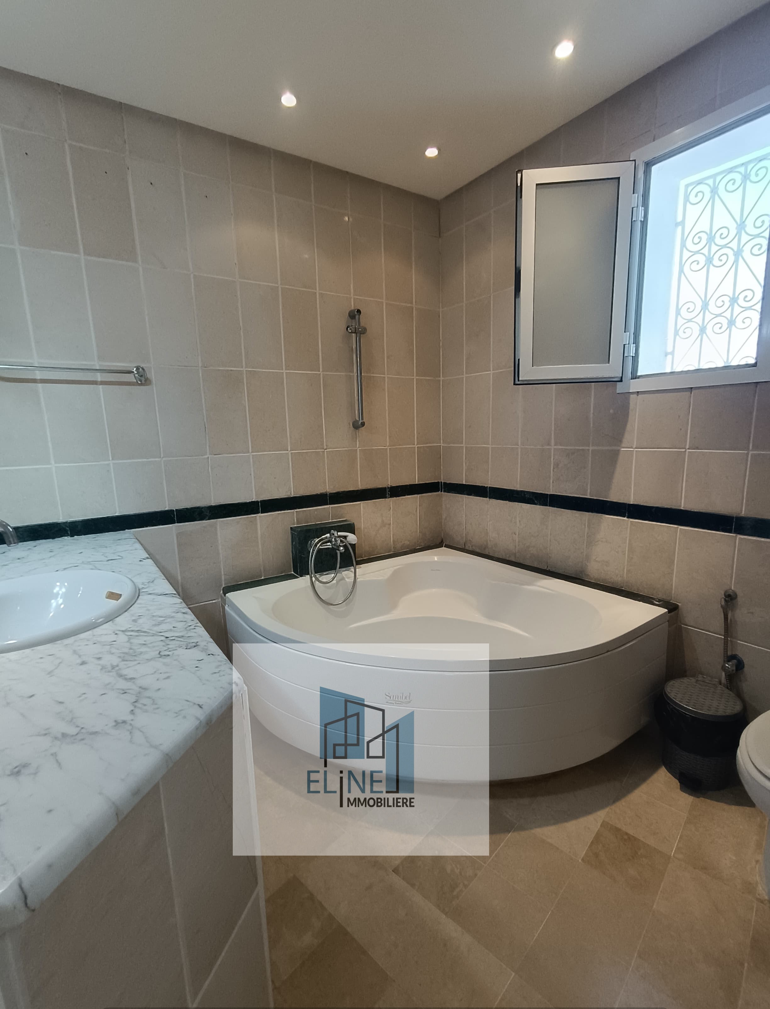 Location&nbsp;Duplex