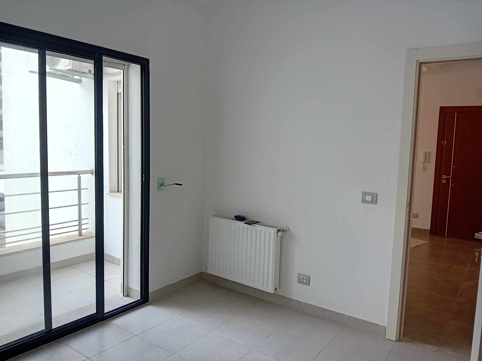 Ain Zaghouan Jardins de Carthage Location Appart. 5 pices+ S4 jardin de carthage