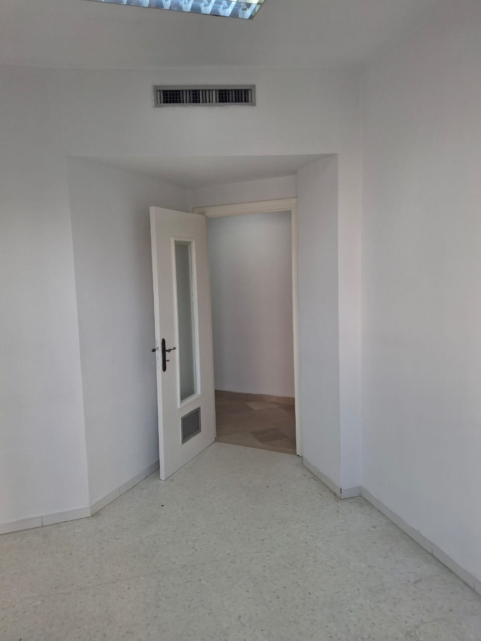 Bab Bhar&nbsp;Montplaisir&nbsp;Location&nbsp;Appart. 2 pi�ces&nbsp;Bureau haut standing montplaisir