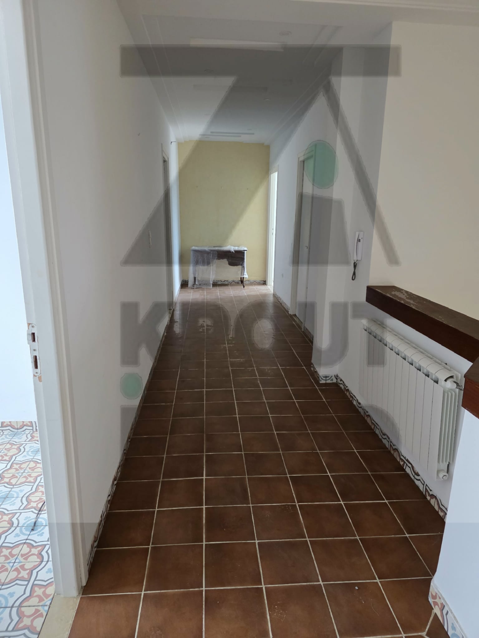 La Soukra Chotrana 1 Location Maisons Villa avec piscine meubl ou vide chotrana