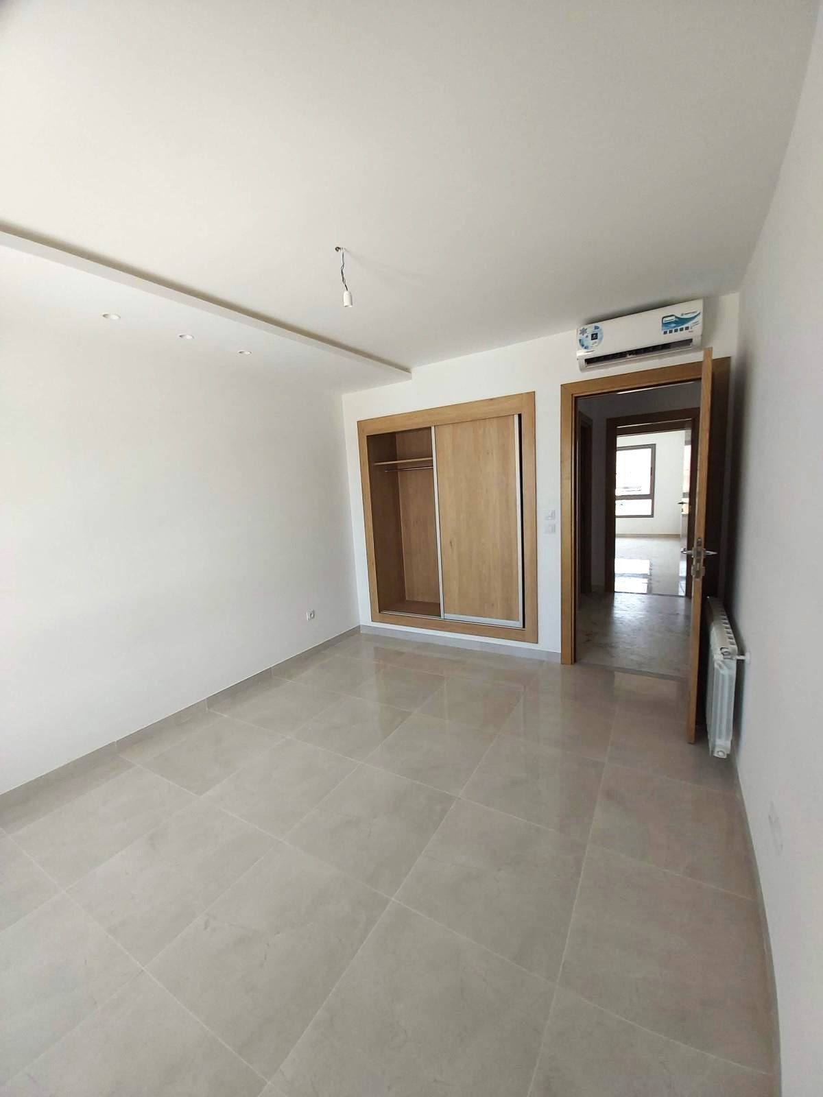 La Marsa&nbsp;El Aouina&nbsp;Location&nbsp;Appart. 3 pi�ces&nbsp;Appartement s2 de 117m2 � la nouvelle soukra
