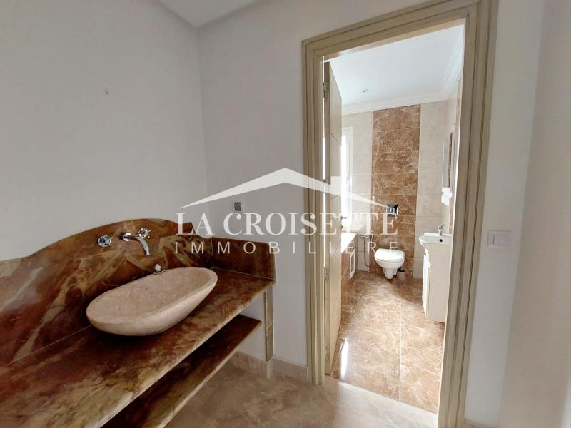 La Marsa Gammart Location Appart. 4 pices Appartement s3  gammarth mal1905