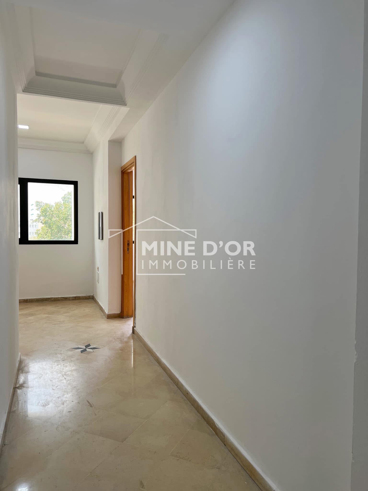 La Soukra&nbsp;Charguia 1&nbsp;Bureaux & Commerces&nbsp;Bureau&nbsp;Al bureau 180m2 a charguia 1