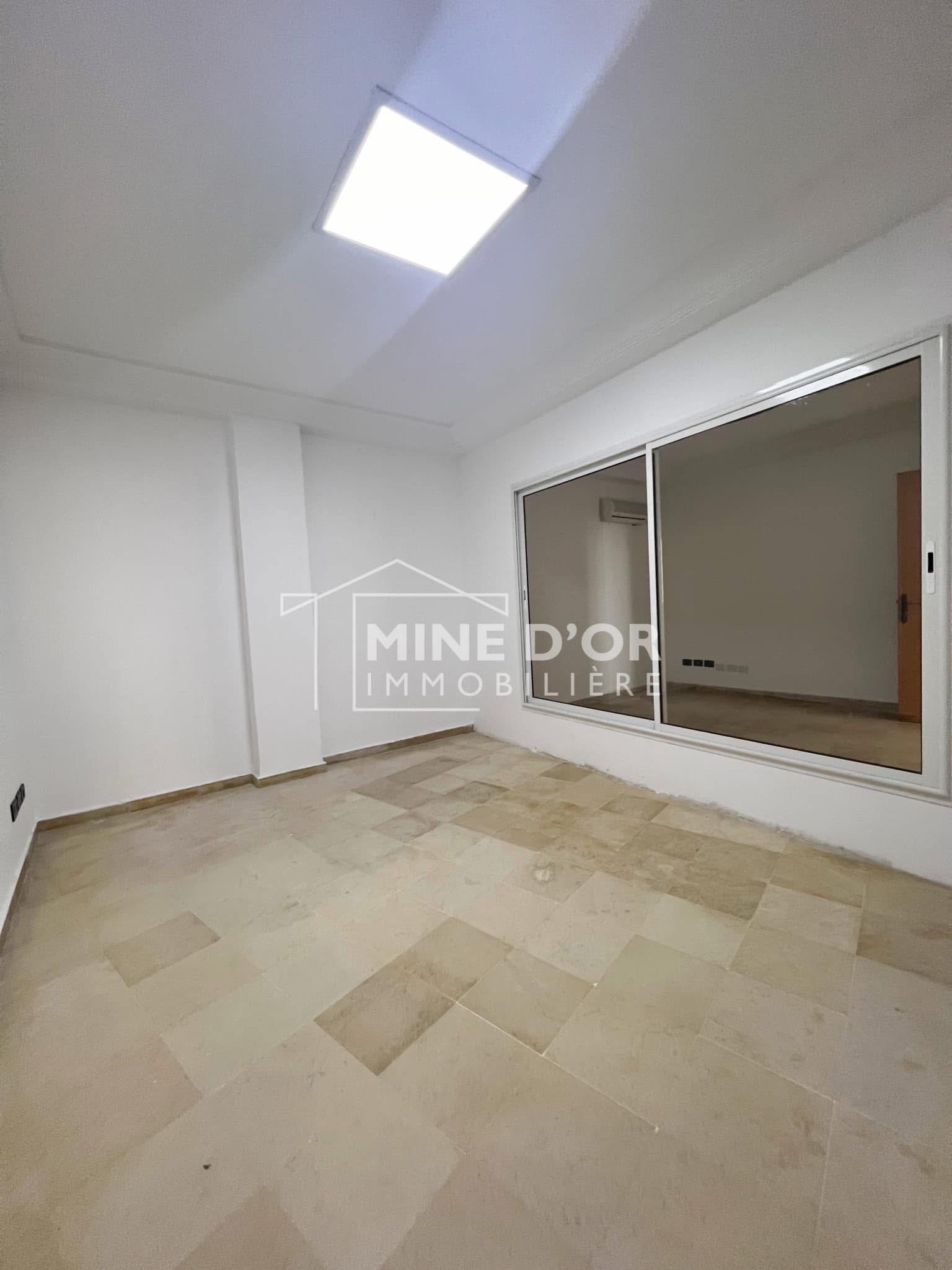 La Soukra&nbsp;Charguia 1&nbsp;Bureaux & Commerces&nbsp;Bureau&nbsp;Al bureau 180m2 a charguia 1