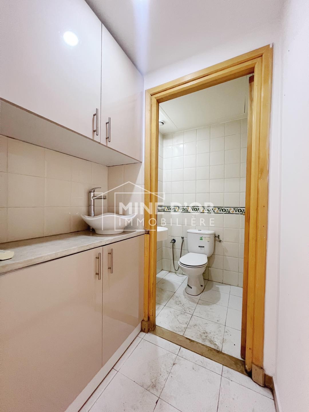 Bab Bhar&nbsp;Montplaisir&nbsp;Bureaux & Commerces&nbsp;Bureau&nbsp;Bureau en 4 espaces a montplaisir