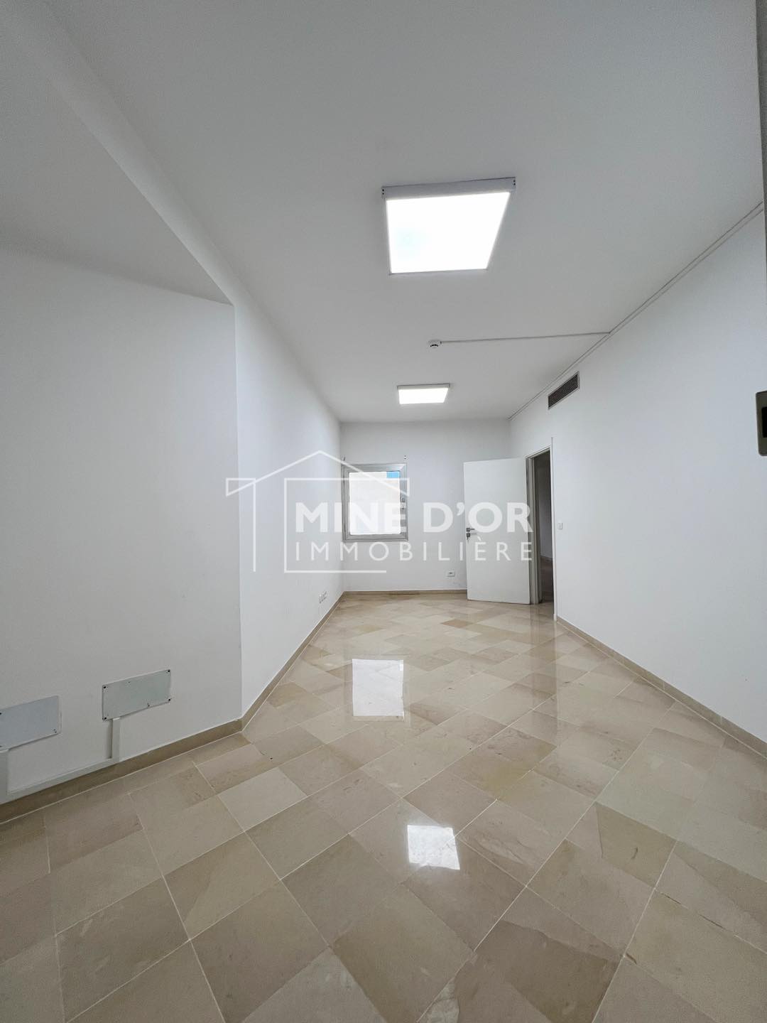 Bab Bhar&nbsp;Montplaisir&nbsp;Bureaux & Commerces&nbsp;Bureau&nbsp;Plateau 286 m au coeur montplaisir