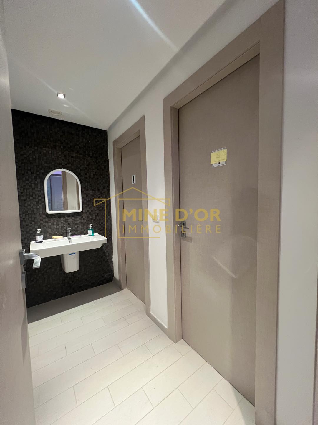 Bureaux & Commerces&nbsp;Bureau