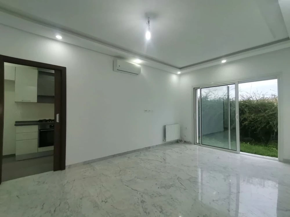 Ariana Ville&nbsp;Cite Ennasr 2&nbsp;Location&nbsp;Appart. 1 pi�ce&nbsp;S1 avec jardin � ennasr 2