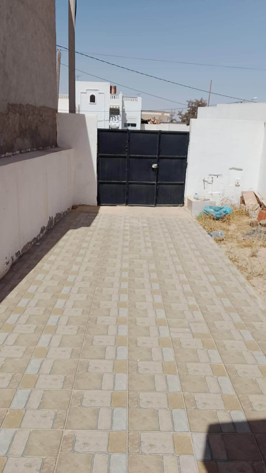 Medenine Sud Cite Ennacim Achat Appart. 2 pices Une maison  medenine sud quartier al naseem