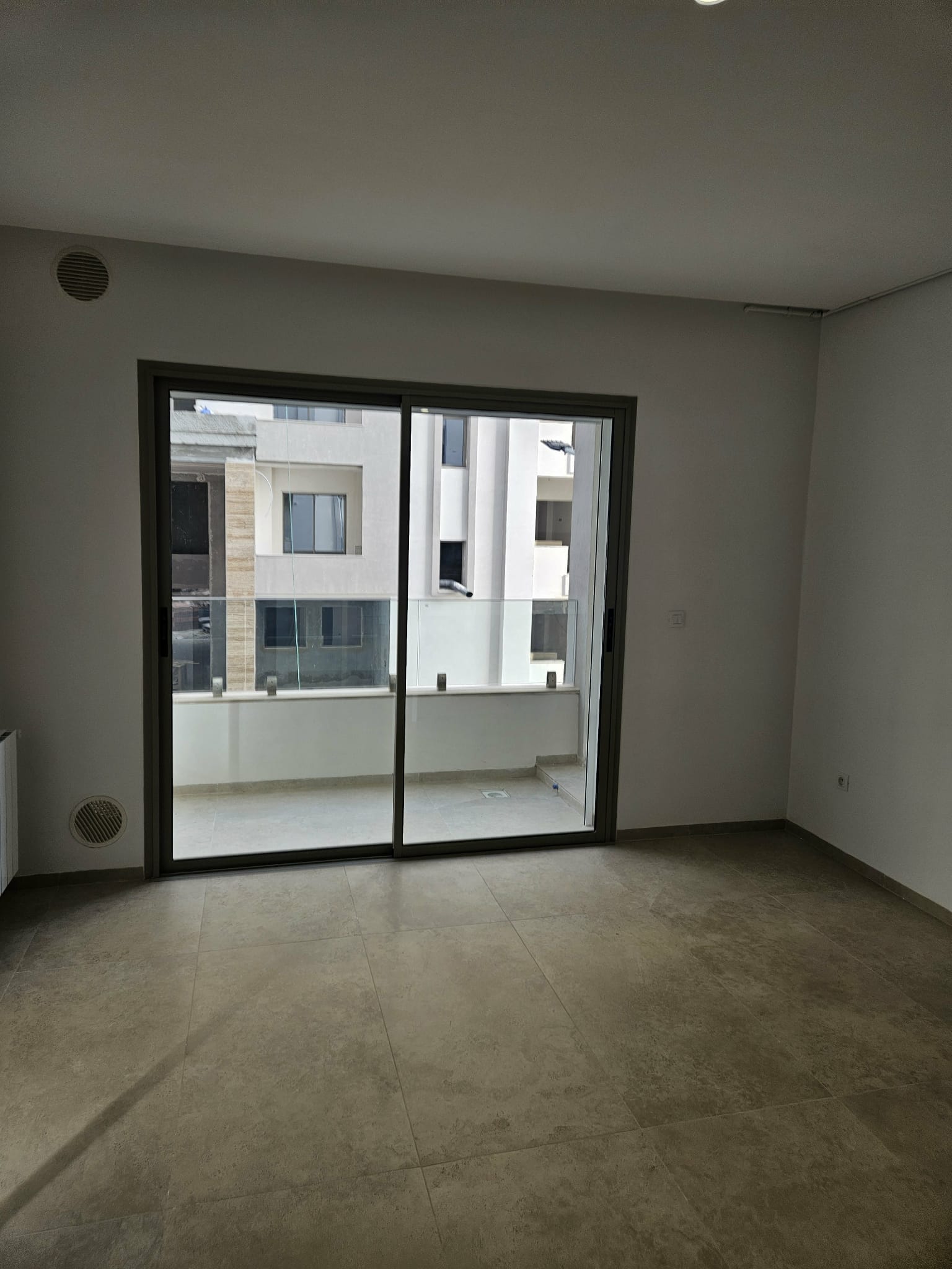 Ain Zaghouan Ain Zaghouan Location Appart. 1 pice Nouvel appartement acha 1