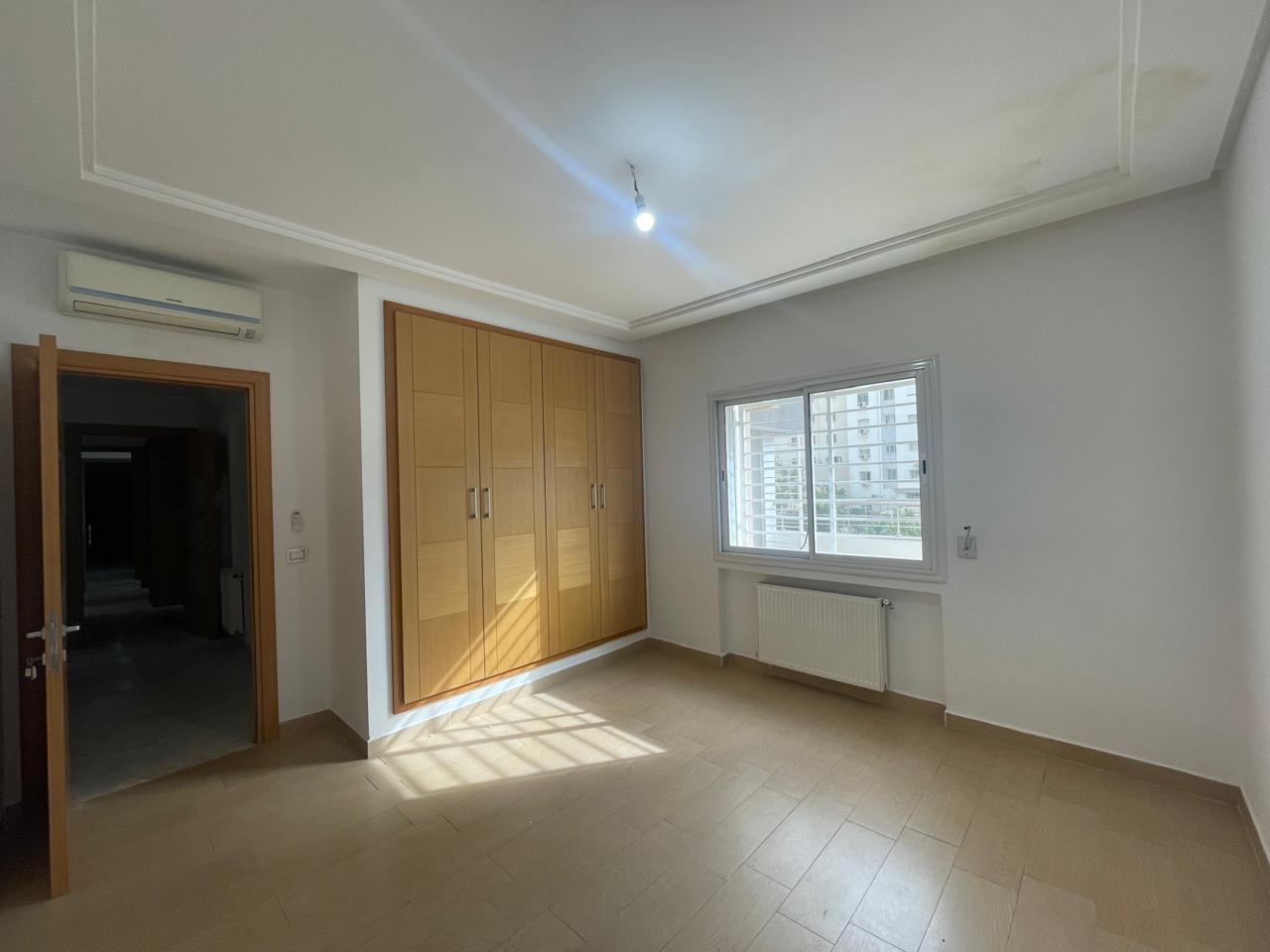 La Marsa&nbsp;Berge Du Lac&nbsp;Location&nbsp;Appart. 4 pi�ces&nbsp;S3 au lac2