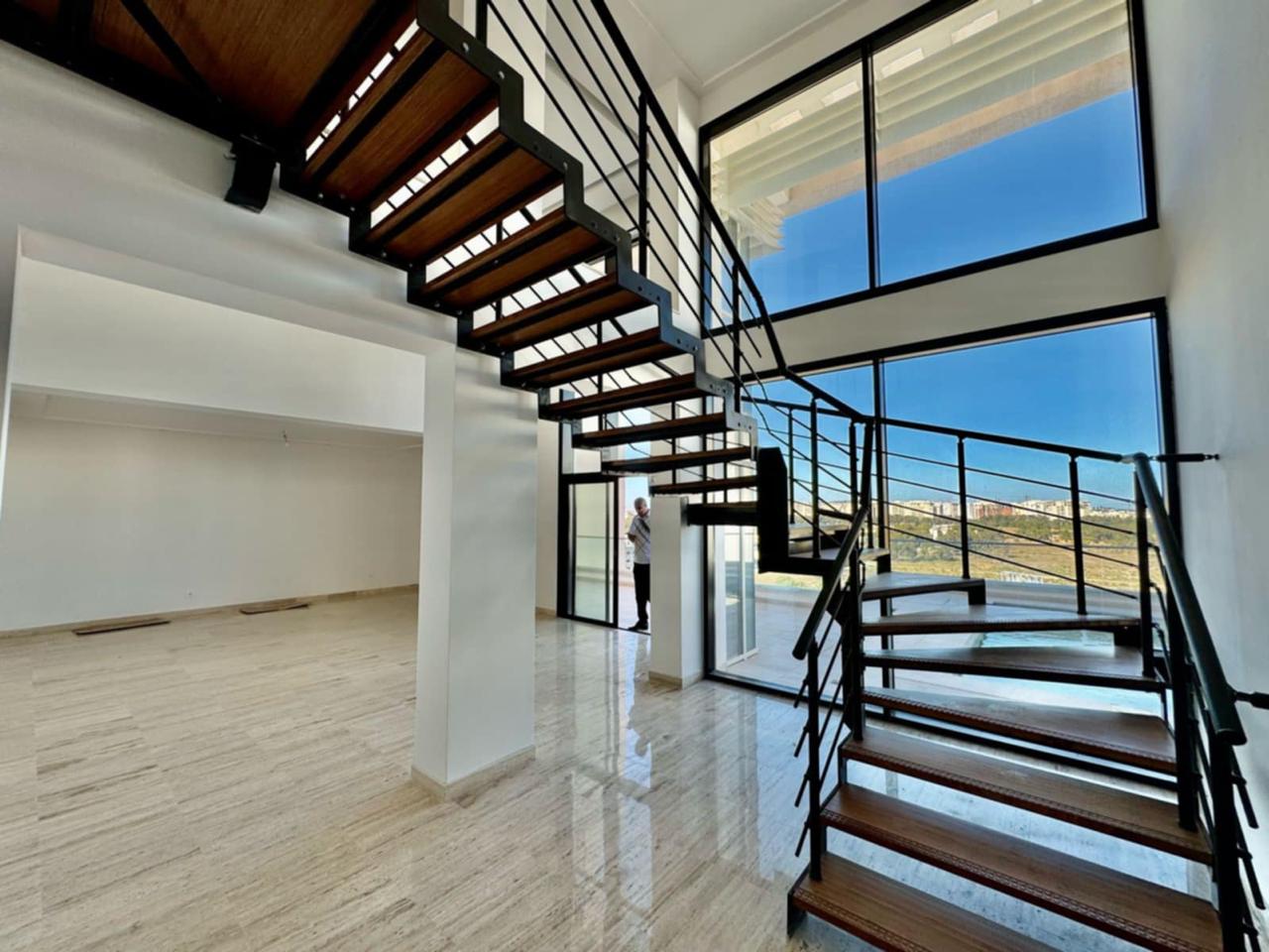 La Marsa&nbsp;Berge Du Lac&nbsp;Location&nbsp;Duplex&nbsp;Penthouse s4 avec piscine au lac2